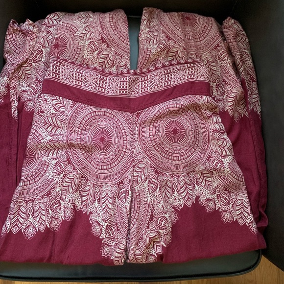 Wide leg Thai Cropped Pants - Picture 5 of 6